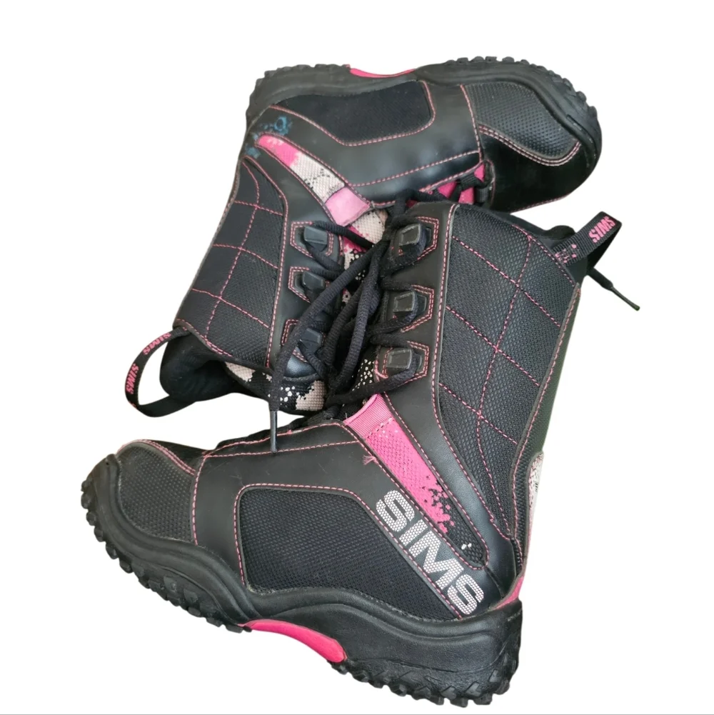 SIMS Black and Pink Snow Boots